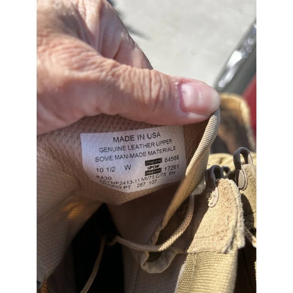 US Military Combat Boots Mens 10.5 W Desert Tan Leather Made USA Vibram 8430